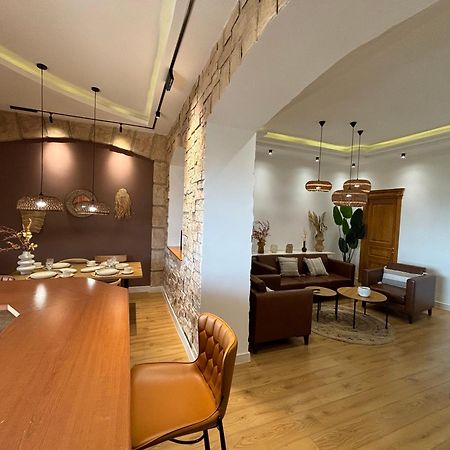 יירבאן River View Apartment In The Center Of The City מראה חיצוני תמונה