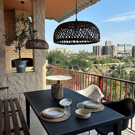 יירבאן River View Apartment In The Center Of The City מראה חיצוני תמונה